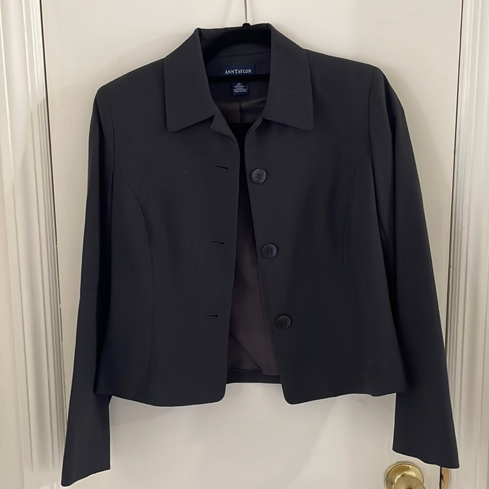 Ann Taylor Size 4 Petite Grey Blazer
